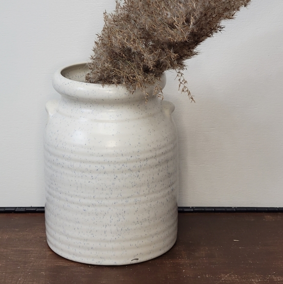 🌵Vintage Crock White & Blue w bird & heart design - Picture 4 of 11